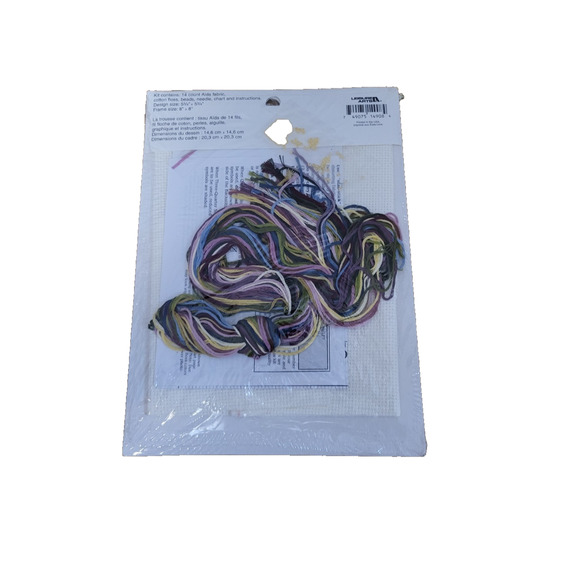 Designs for the Needle 114908 God is Love Cross Stitch Kit 8"x8" Praying Hands - Picture 7 of 8